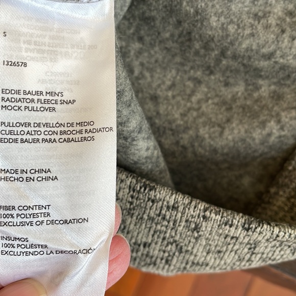 EDDIE BAUER est.1920 UNISEX NWT front snap closure pullover- easy wear size S - Picture 10 of 10